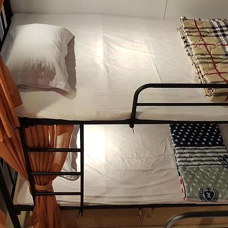 Sky House Hostel Хошимин Экстерьер фото