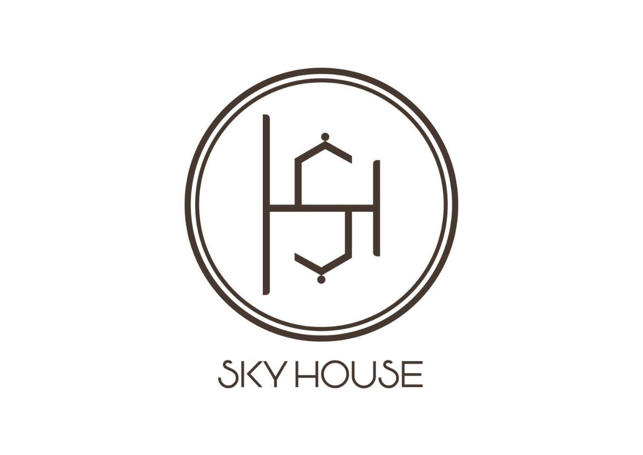 Sky House Hostel Хошимин Экстерьер фото